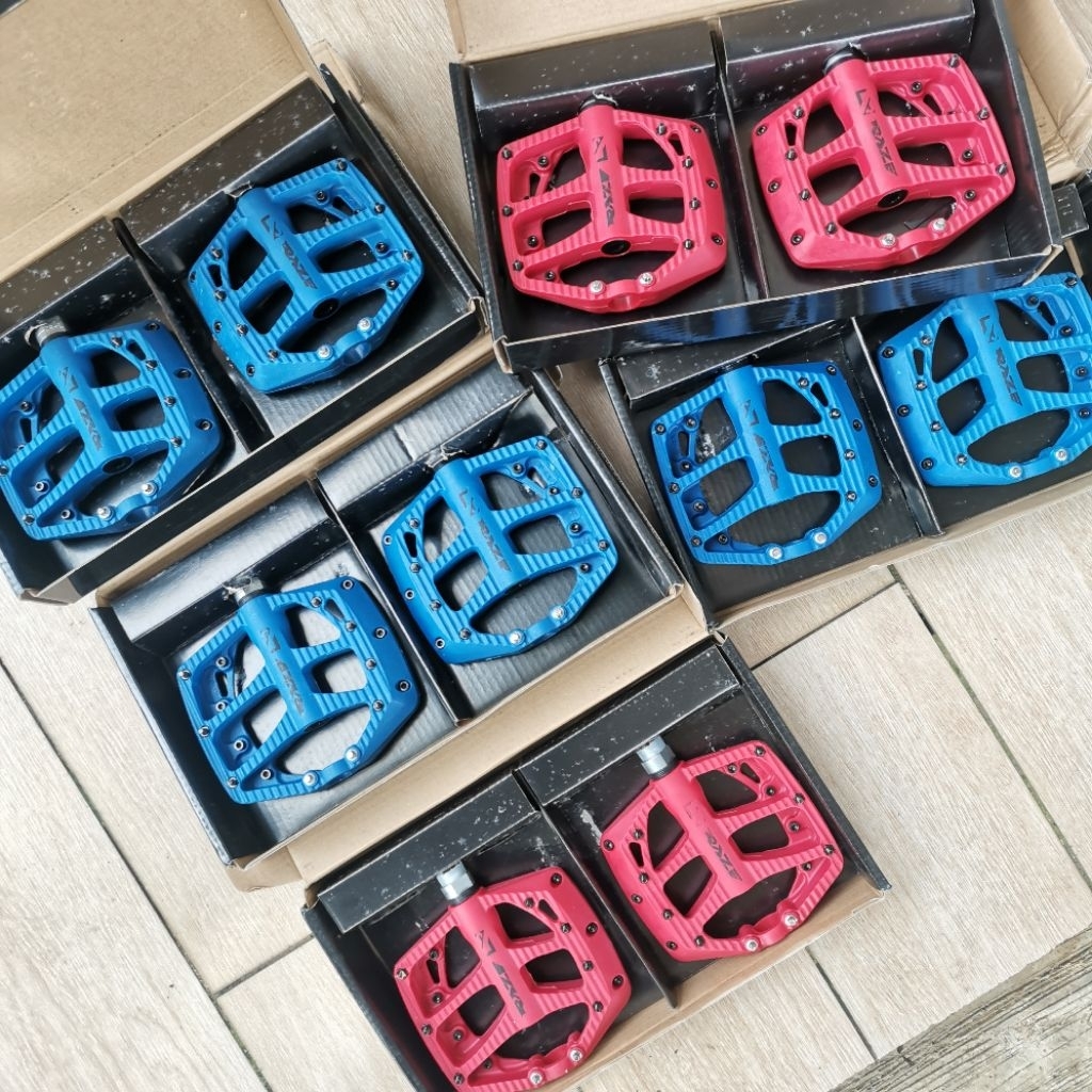 pedal Raze N30 bearing