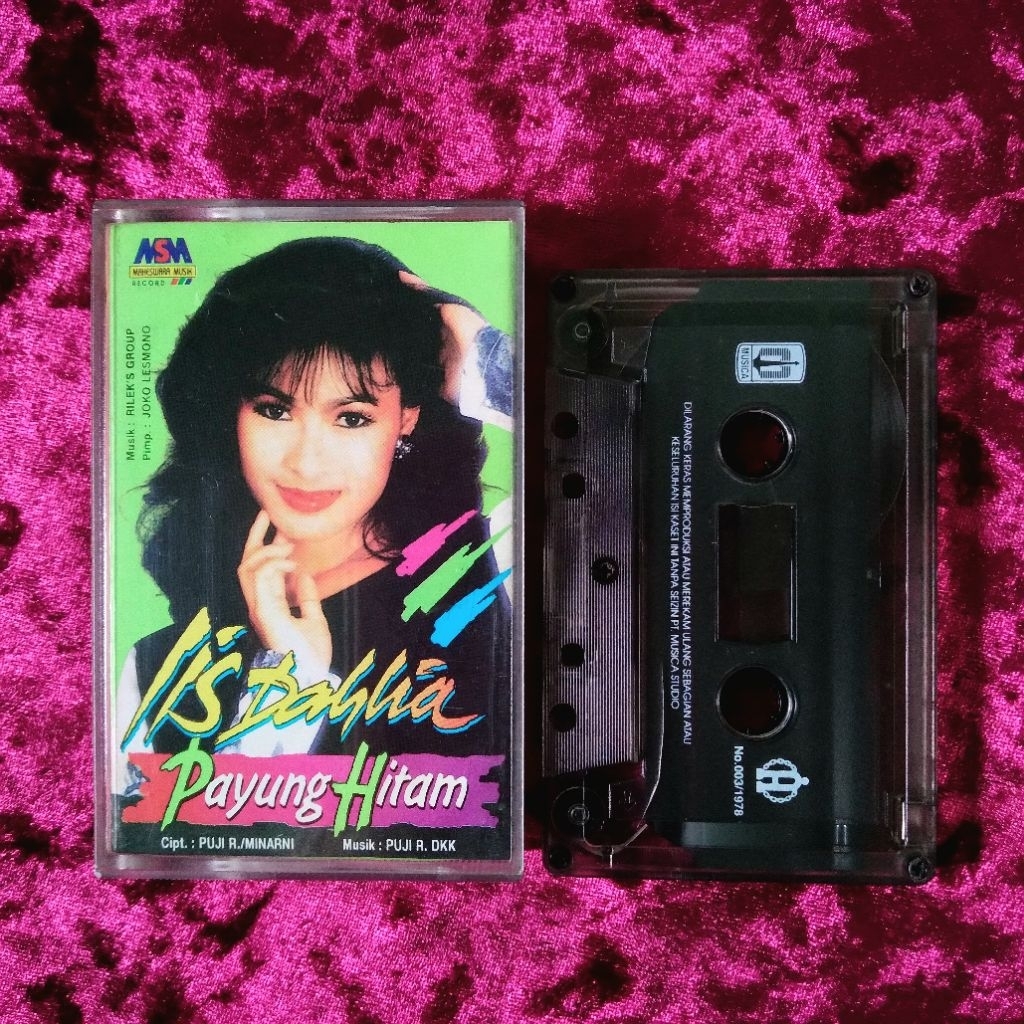 Kaset Iis Dahlia - Payung Hitam