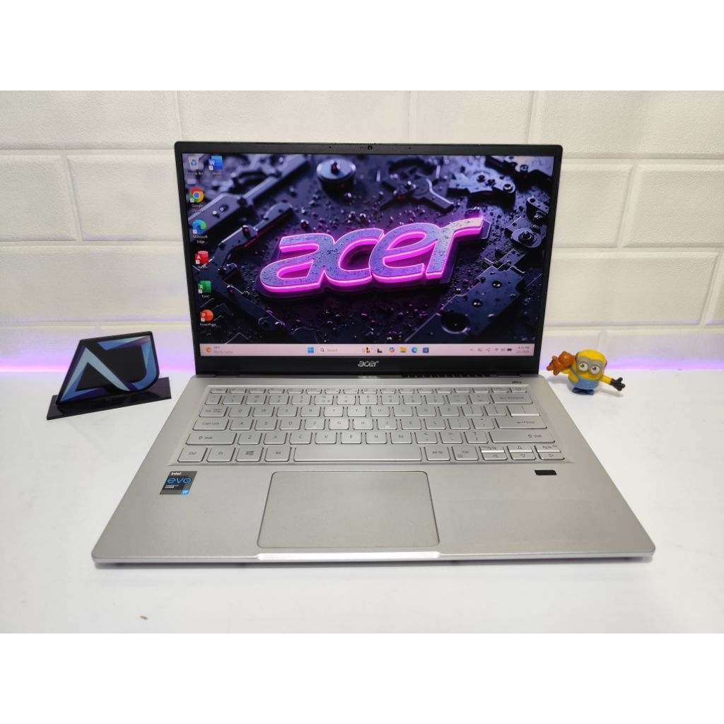 Laptop Acer Swift SF314-511 Intel EVO Core i7 Gen 11 Ram 16GB, Ssd 512GB NVME Kondisi Normal Siap Pa