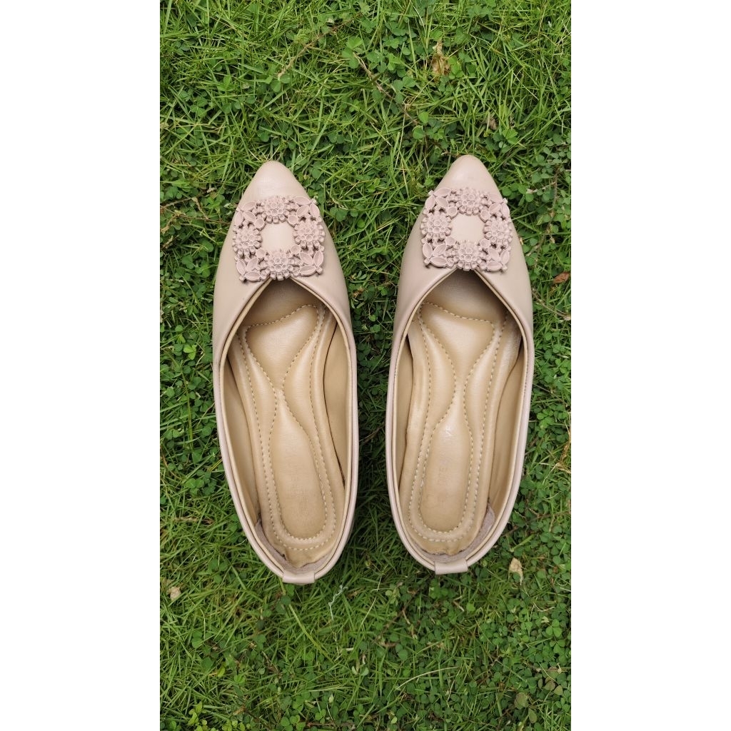 Flatshoes wanita/sepatu wanita preloved size 36