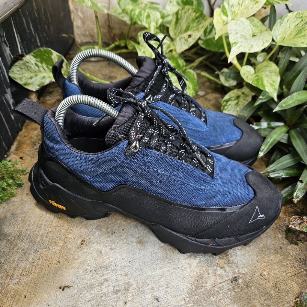 sepatu hiking second ROA size 40(25cm)