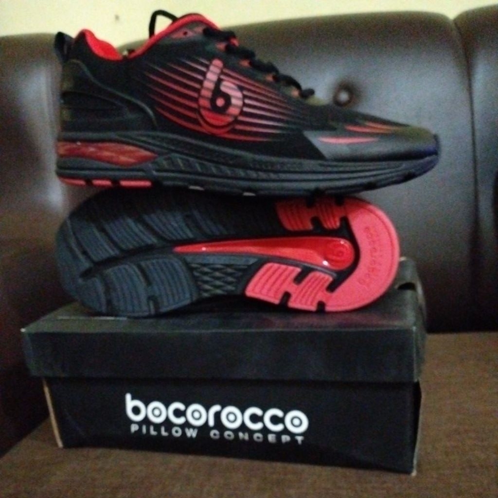 sepatu olahraga bocoroco  hitam original jatah mabes TNI