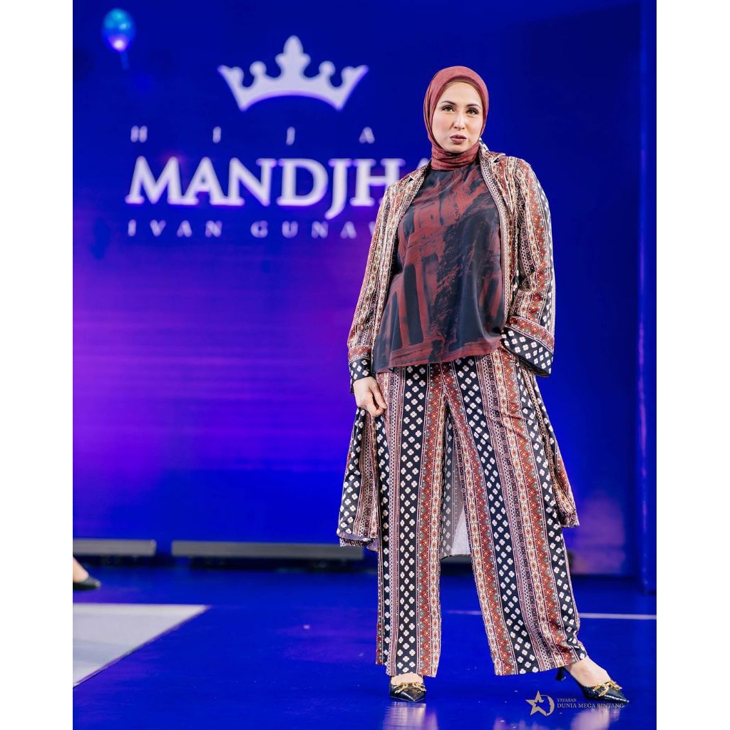 CUCI GUDANG 50% BAJU MANDJHA IVAN GUNAWAN EMPIRE SET