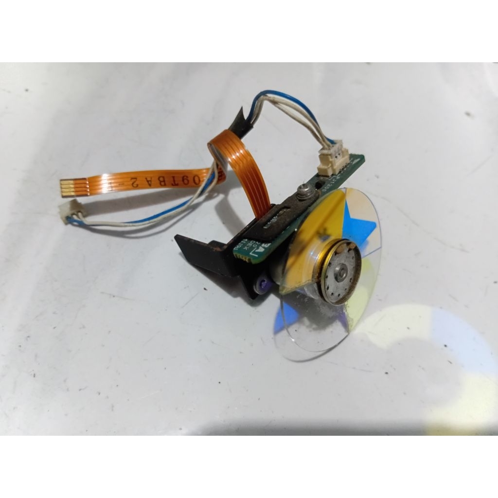 kaca color colour coloure wheel whell proyektor toshiba tdpsc35 tdp-sc35 tdps35 tdp-s35 tdps20 tdp-s