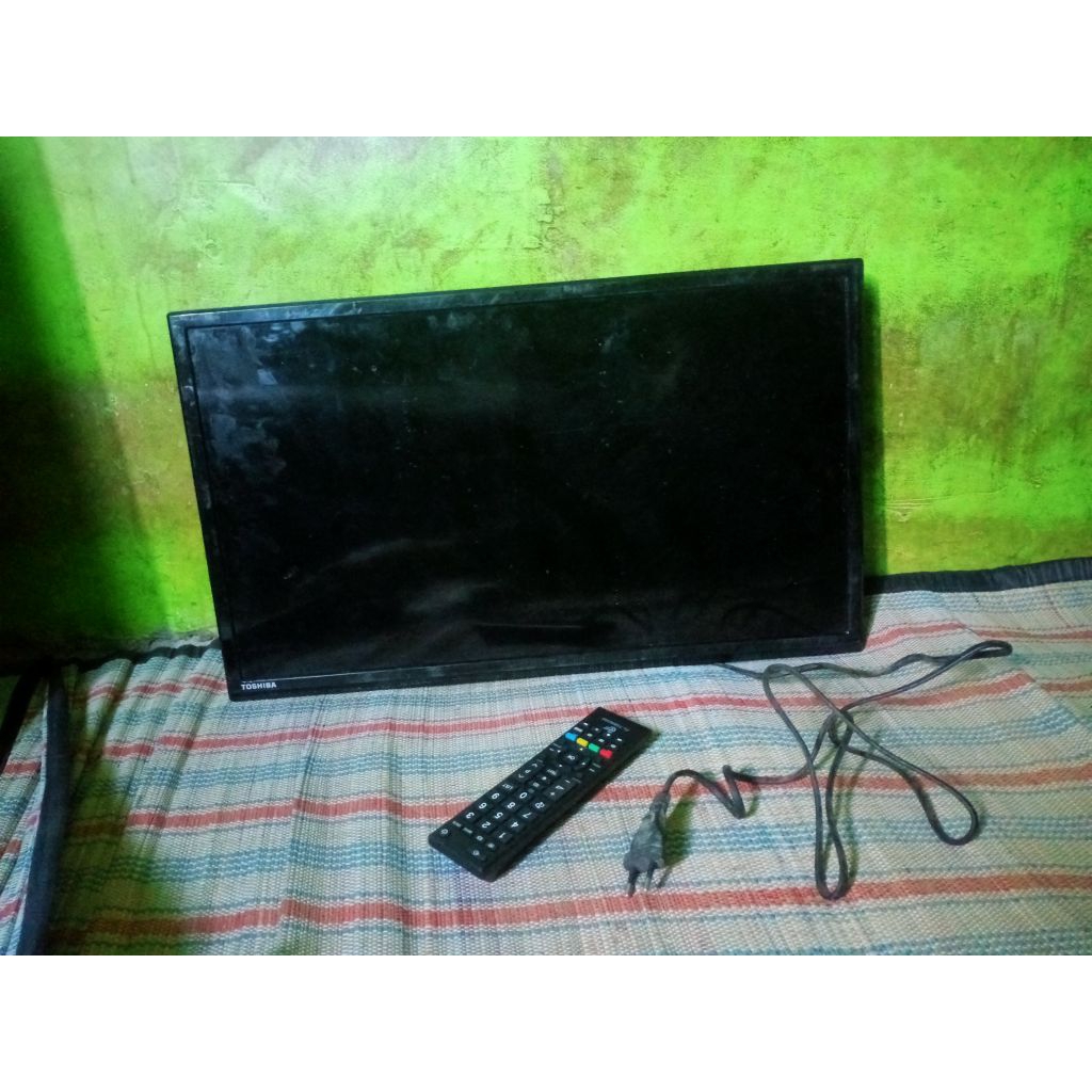 Tv LED 24 inch, Toshiba Analog Second