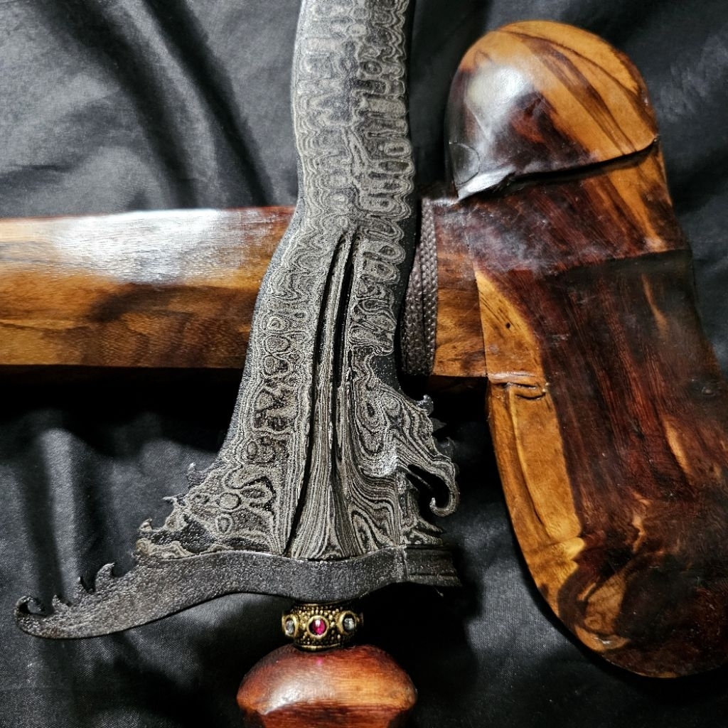 Keris Bali Luk 3 Pamor Untu Walang