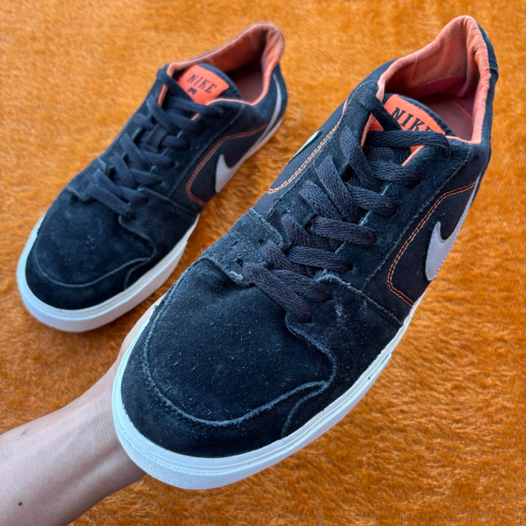 sepatu NIKE SB FORCE Size 44,5 Insole 28,5cm