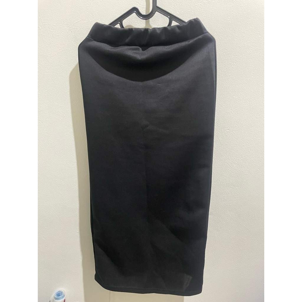 PRELOVED rok hitam span