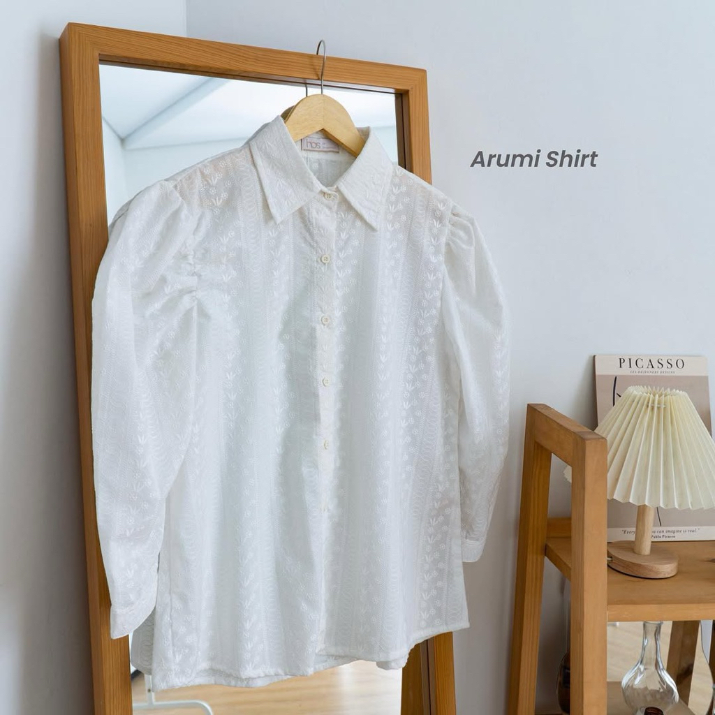PL Preloved Arumi Shirt Atasan Blouse Katun Bordir Lengan Balon