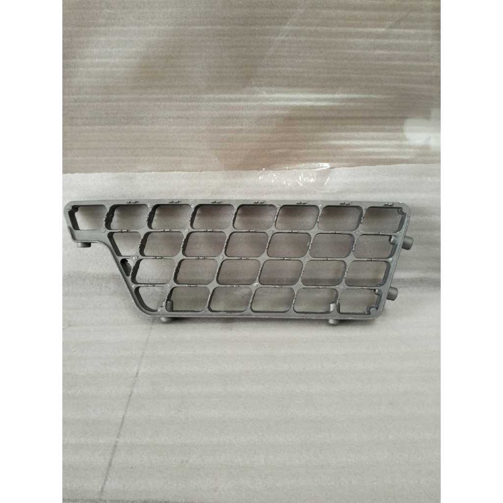 Tangga Atas Supergreat/Tangga Aluminium FUSO Supergreat/Foot Step FUSO Supergreat/Pijakan Kaki FUSO 