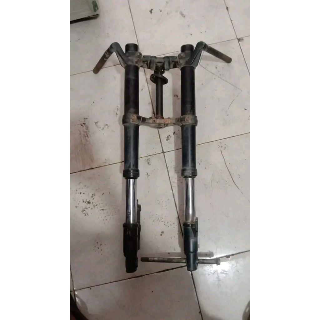 shock USD UPSIDE DOWN R15 V3 VVA MT15