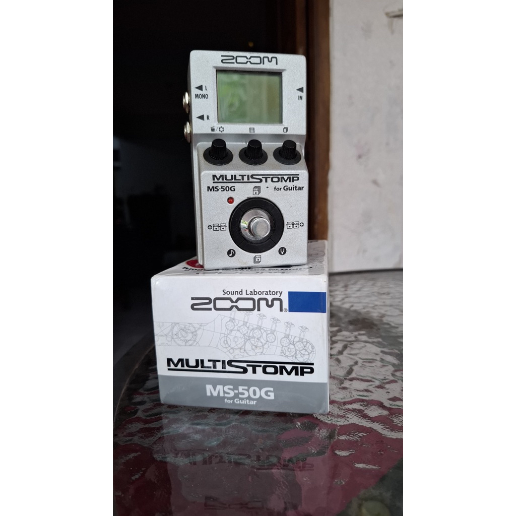 Efek gitar Zoom ms50G