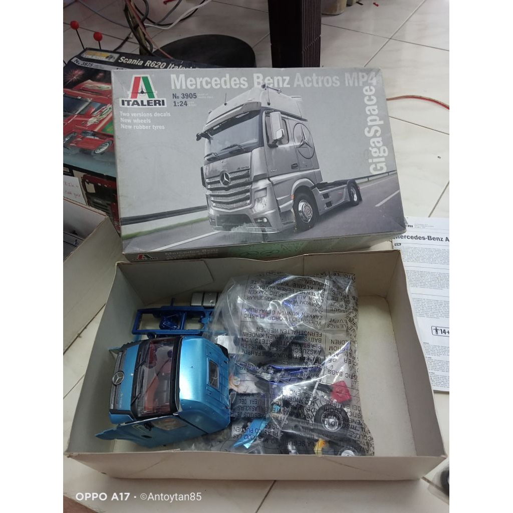 italeri truk mercedes benz actros mp4 semi junk