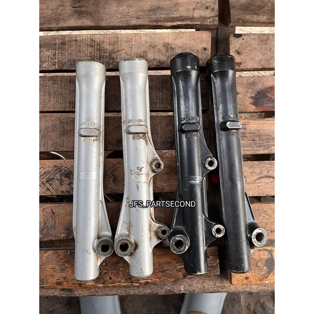 Bumbungan Shock Bottom Tabung Shock Depan Honda Supra X 125 Karisma Original Copotan