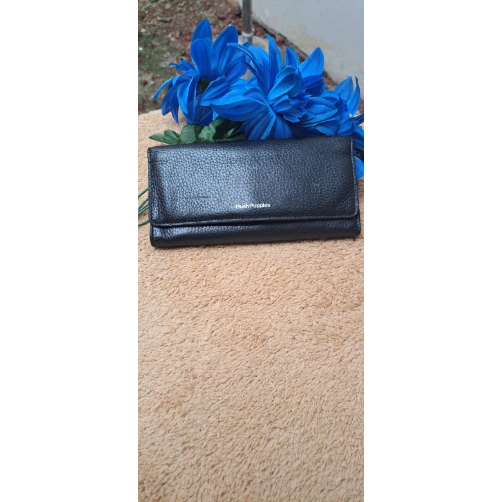 preloved dompet hush puppies ori