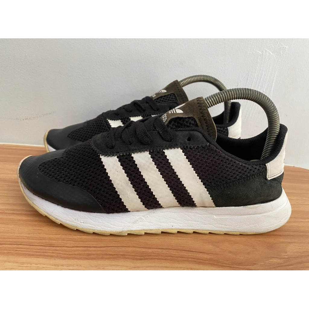 ADIDAS BLACK WHITE CASUAL