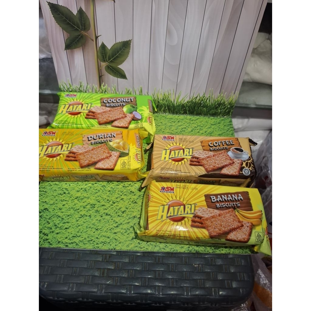 Hatari Biskuit All Varian - Kelapa, Kopi, Pisang, Durian