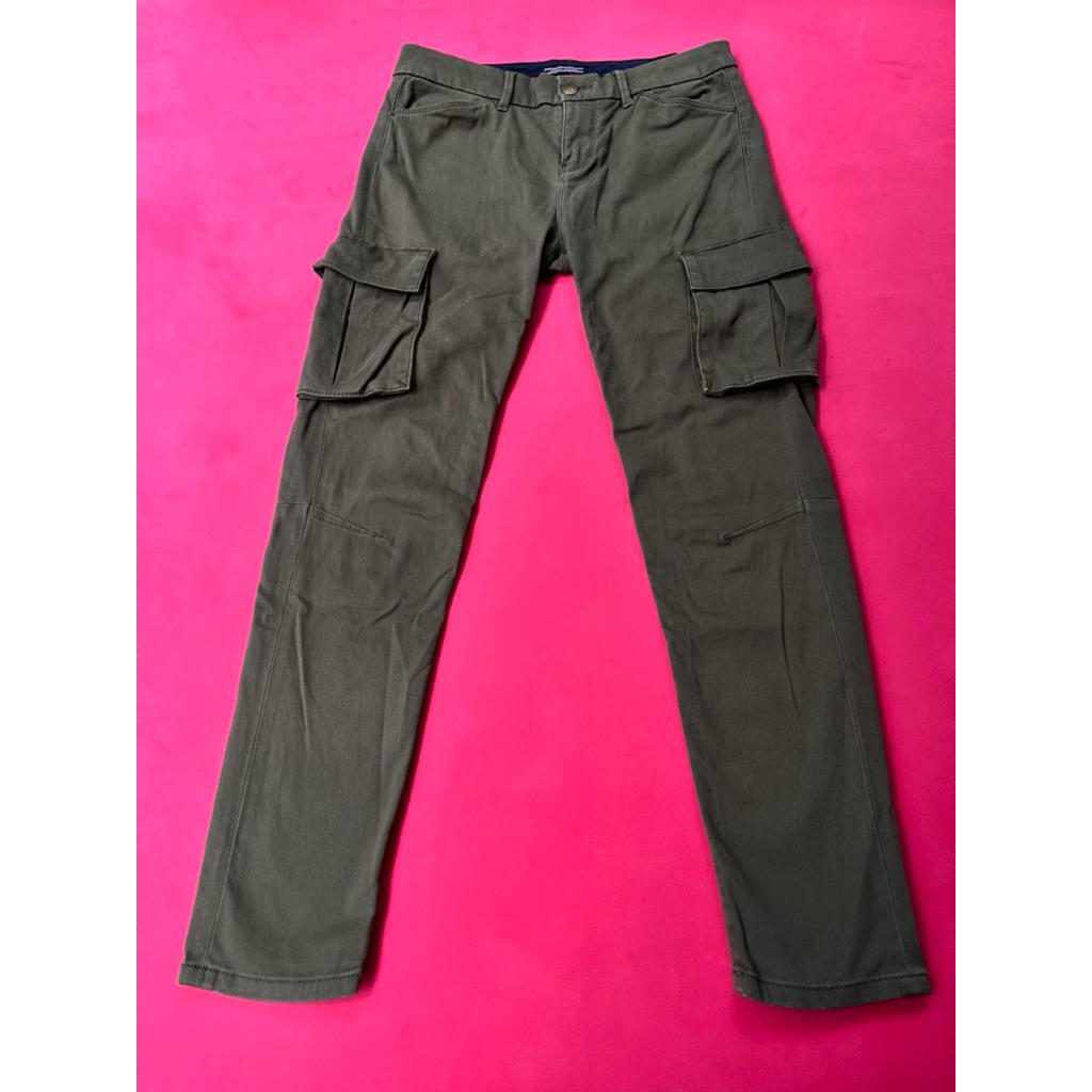 celana Cargo panjang priaTOMMY HILFIGER. ukuran ada di foto