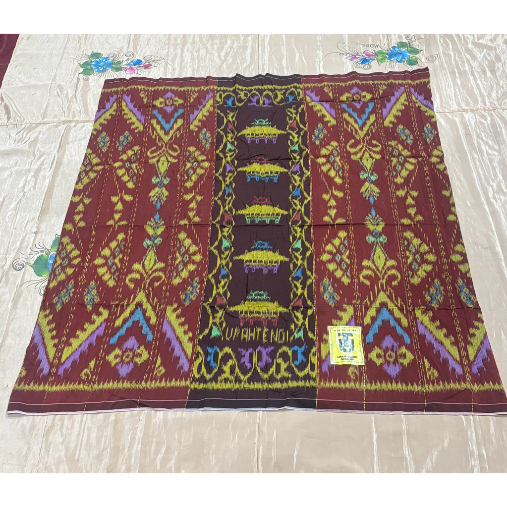 SARUNG UPAH TENDI & UKUR MEHULI CORAK RUMAH ADAT