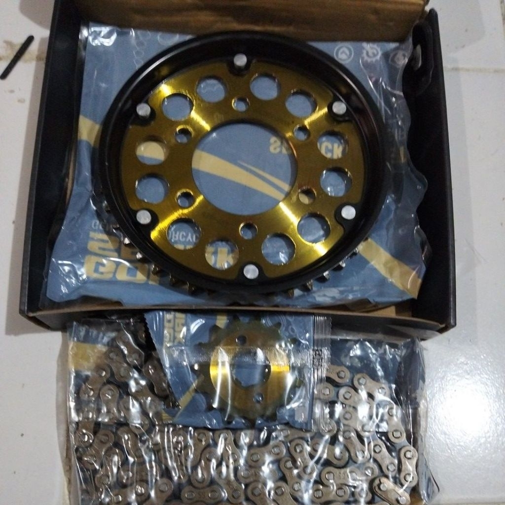 gir set/gear set cb150R LED