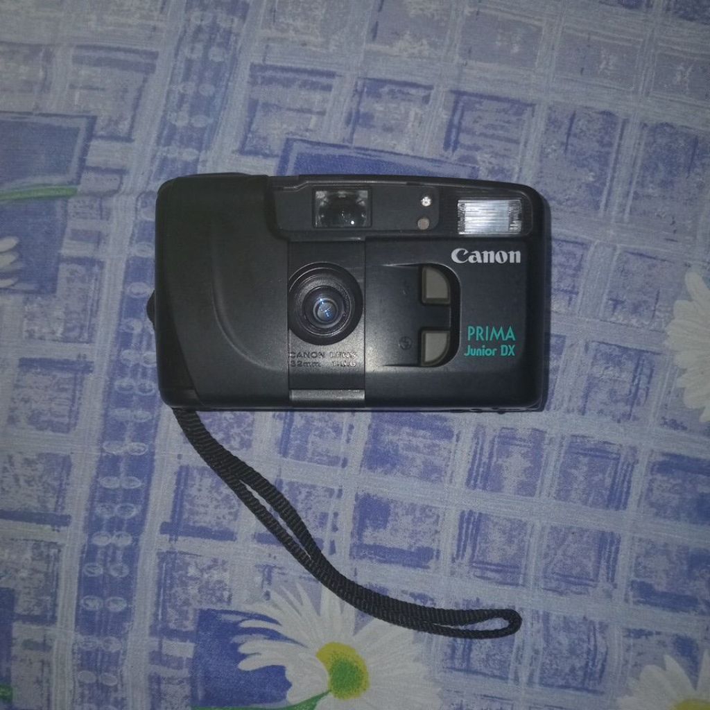 Kamera Analog Film PnS Canon Prima Junior DX