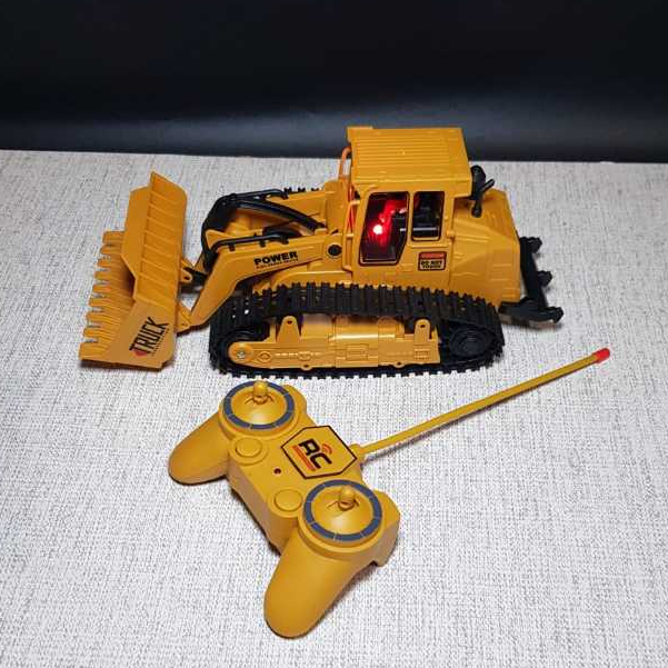 Remote Control Bulldozer - RC Bulldozer Loader Cedokan Bisa Gerak