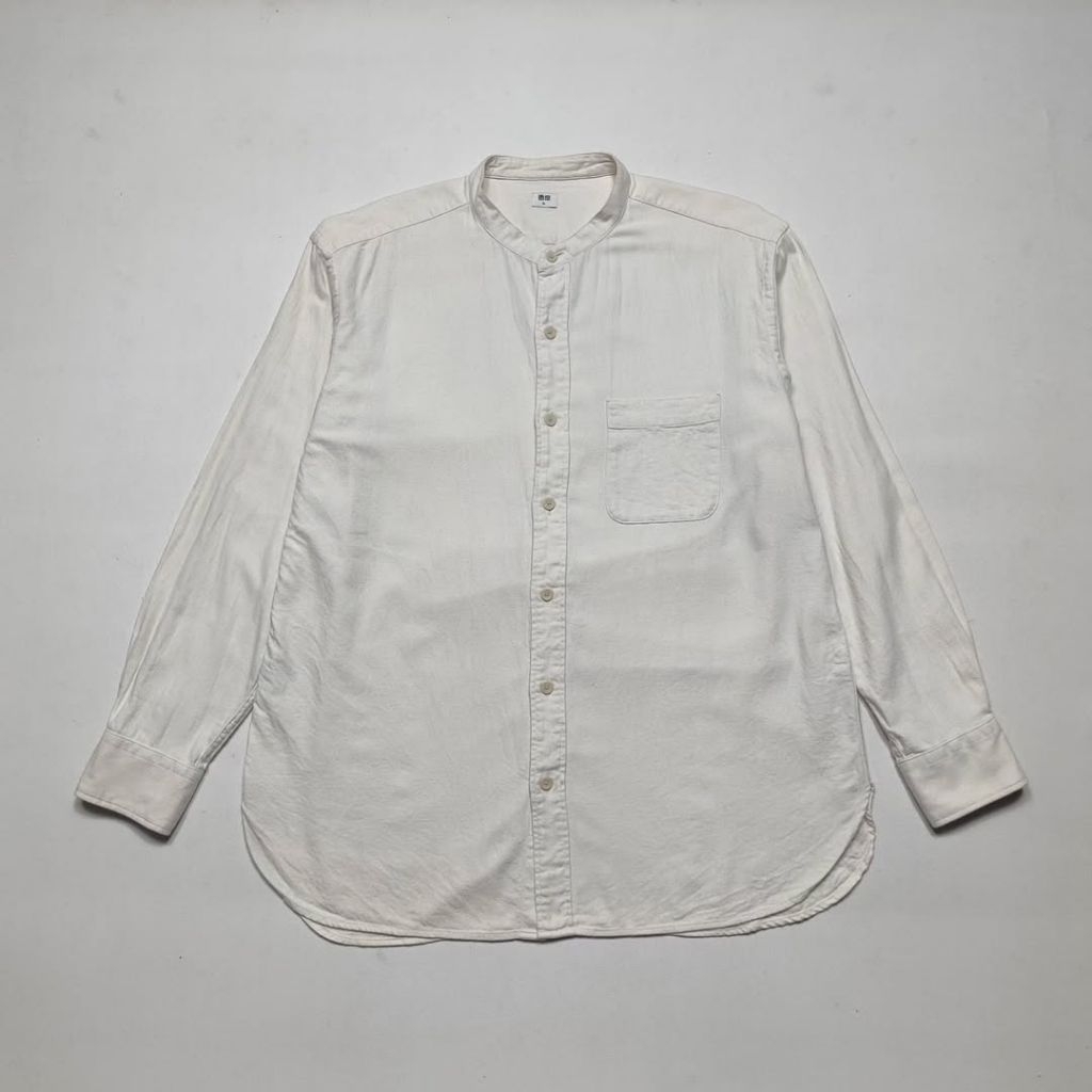 kemeja sanghai uniqlo off white