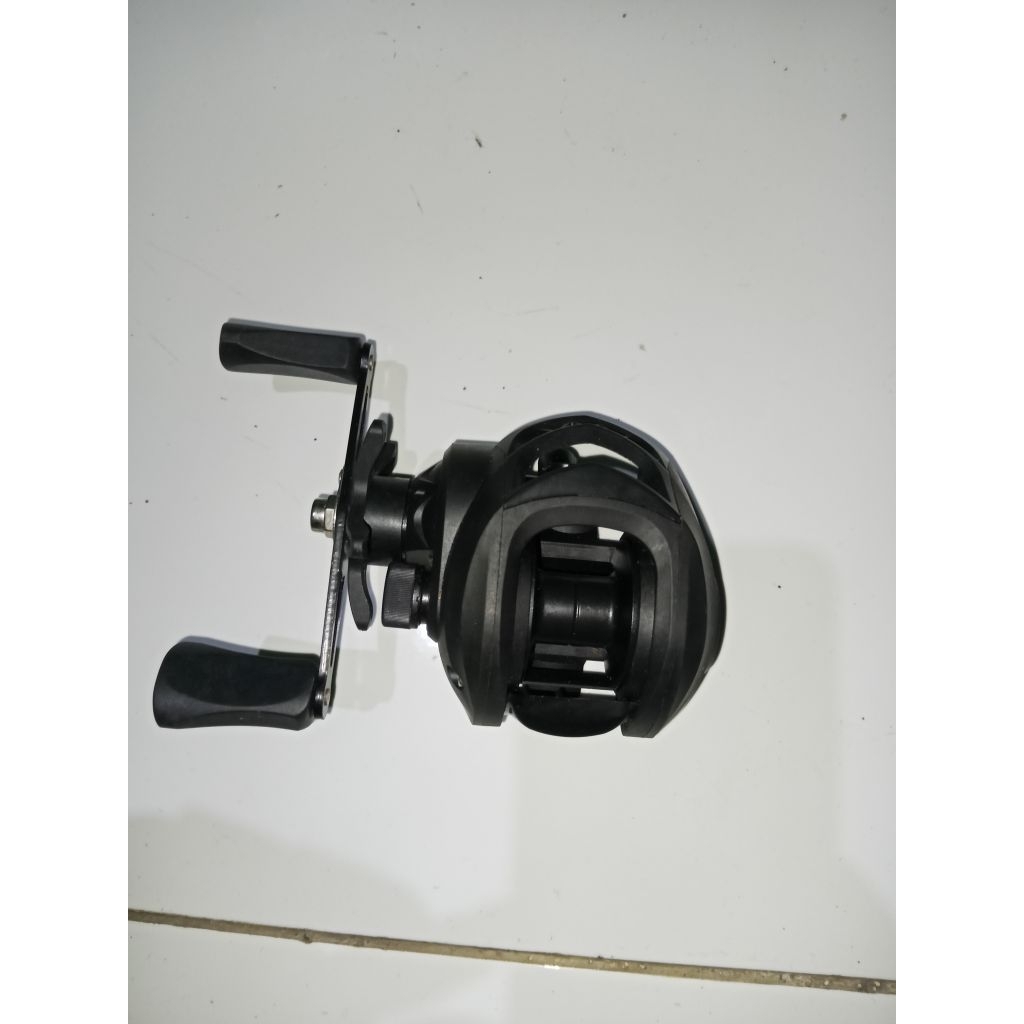 NEW DEALS reel bc/ baitcasting sougayilang