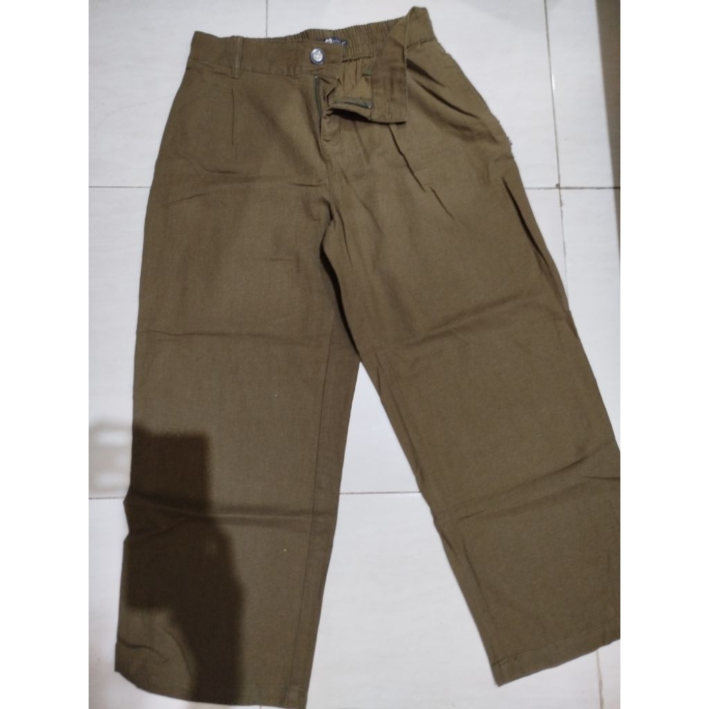 CELANA C2 /KULOT C2 PRELOVED