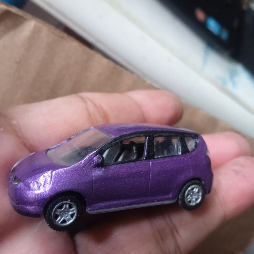 Mobilan mainan anak skala 72 Honda Fitz (Jazz) loose not mint