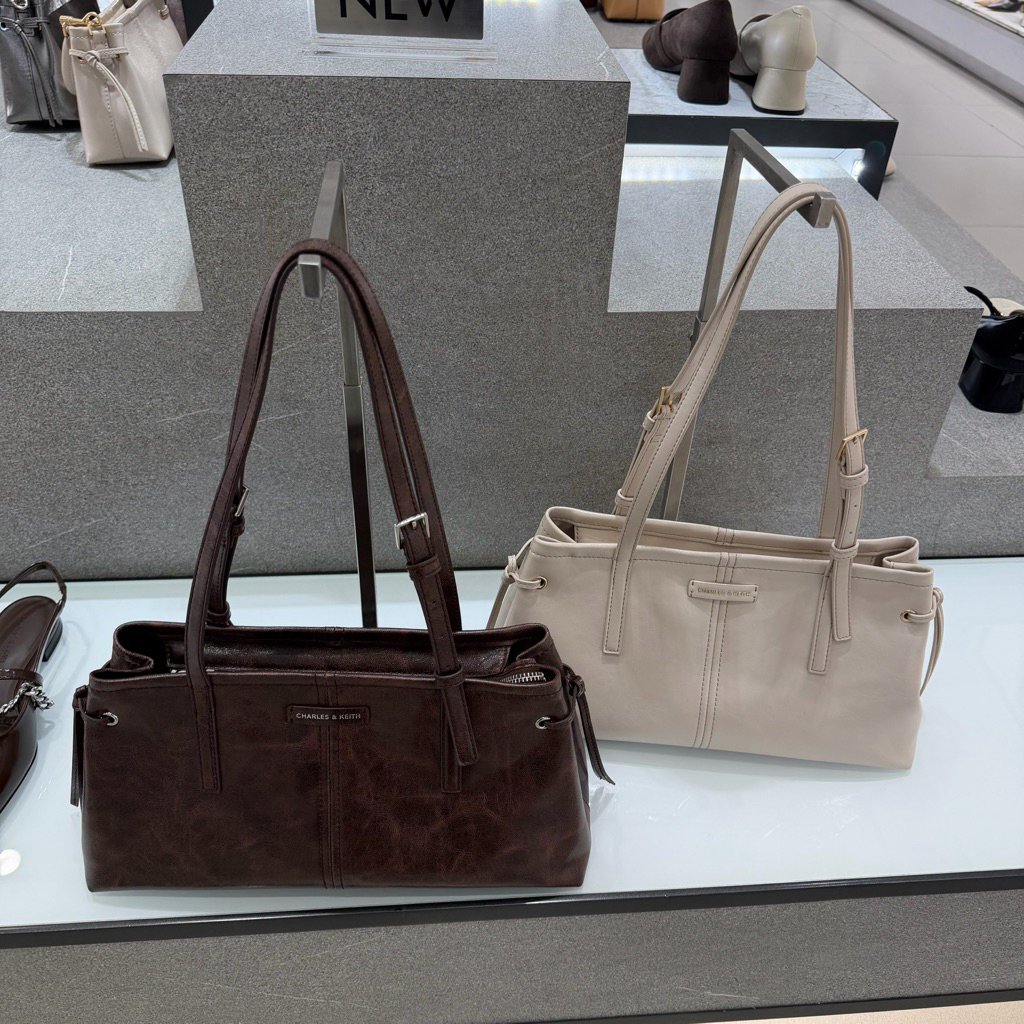 tas bahu shoulder bag elongated handle noane charles&keith