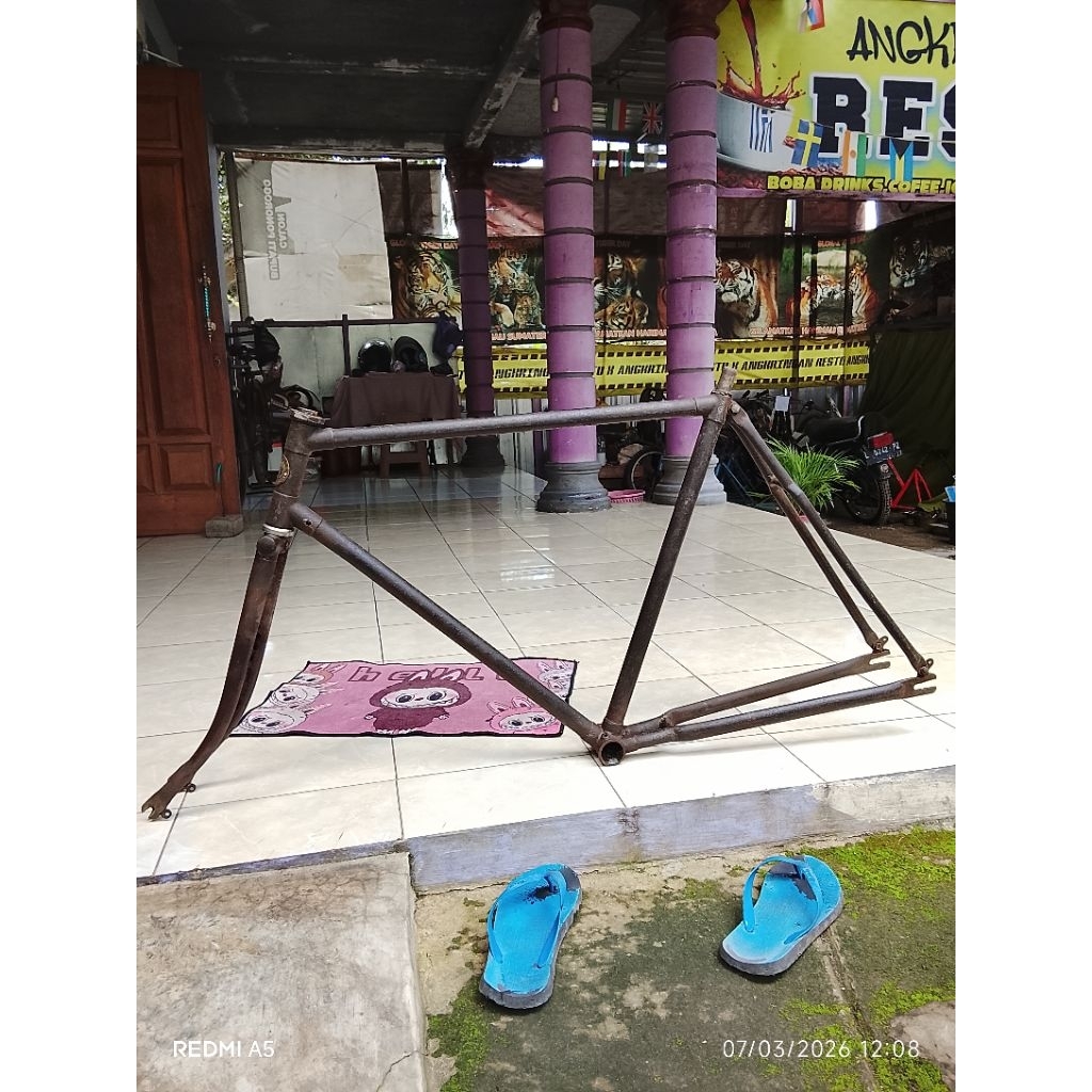 frame onthel tua hercules king