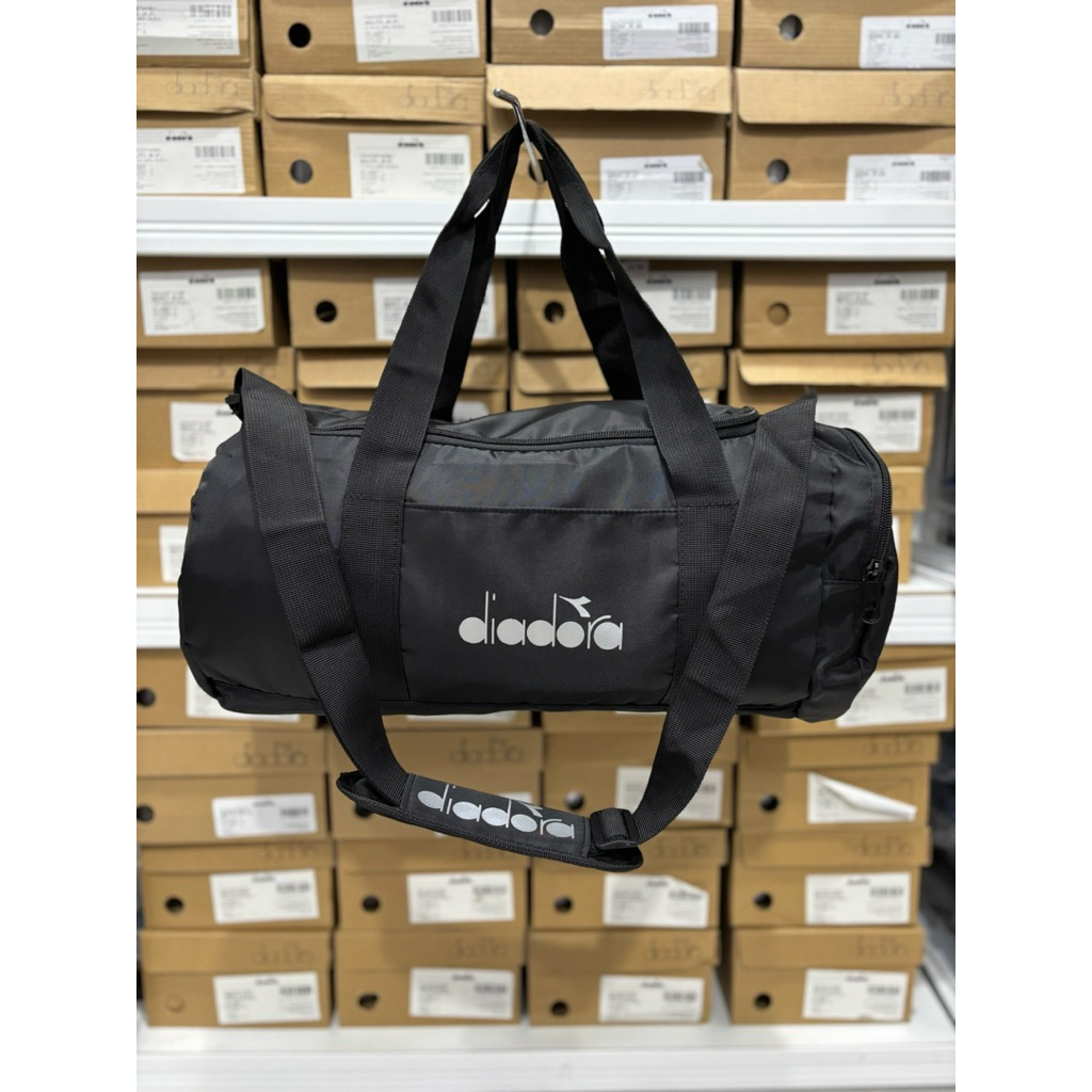TAS DIADORA GARUDA2 GYMBAG BLACK DIABP250609B TAS GYM FITNESS DUFFLE BAG TRAVEL TAS SERBAGUNA ORIGIN
