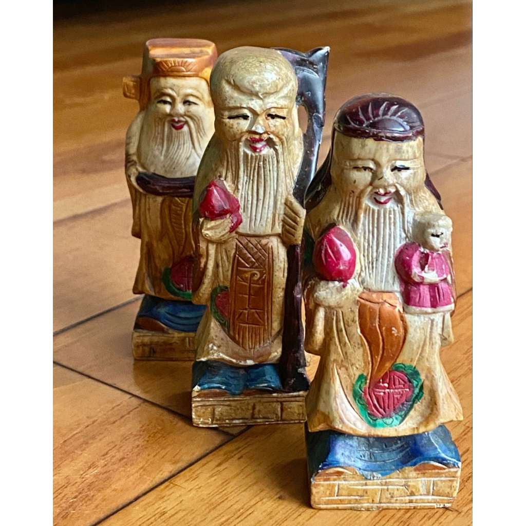 Set Patung Vintage Fu Lu Shou (3) – Ukiran & Cat Tangan – Simbol Keberuntungan