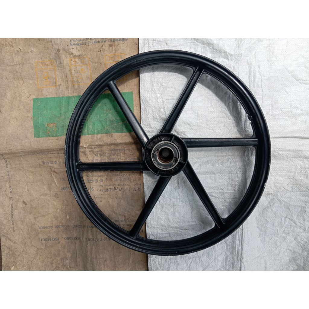 velg bagian depan Suzuki smash lama non ori second