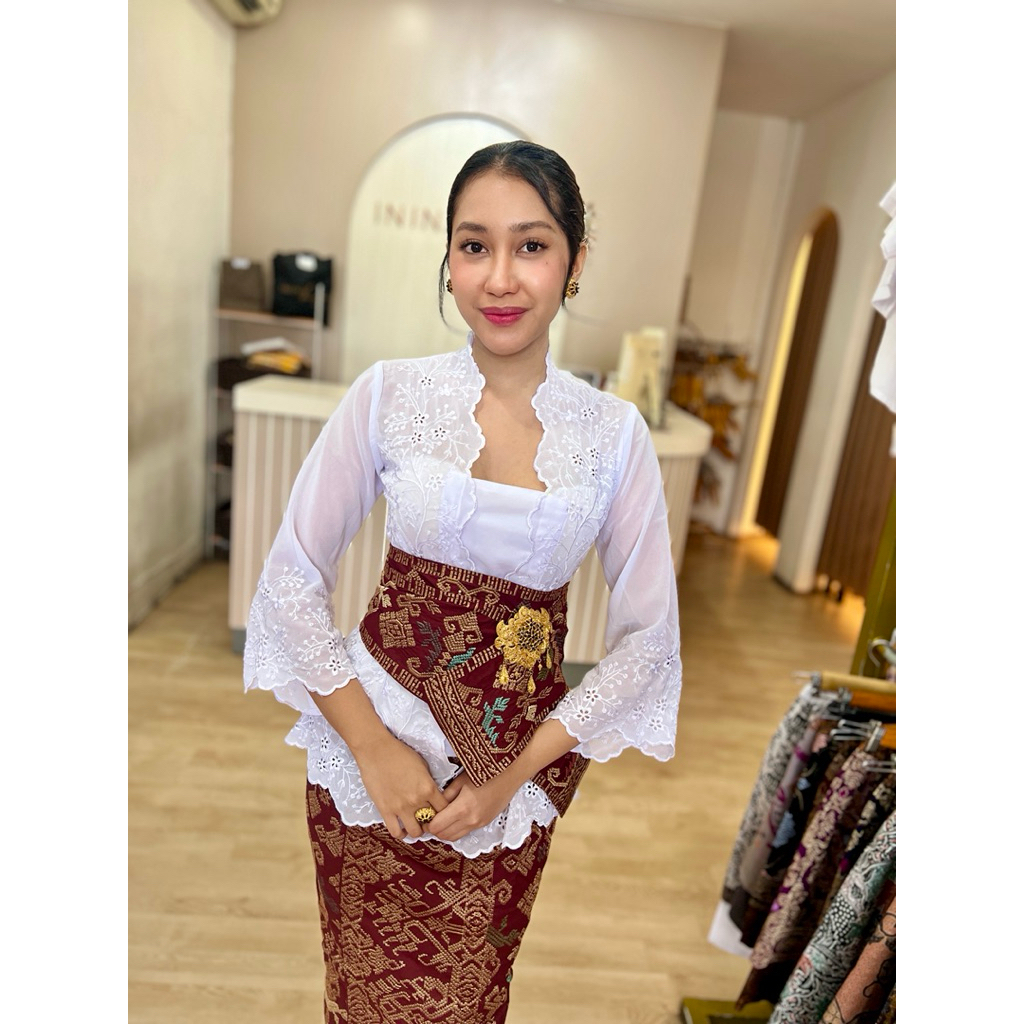 kebaya nayla