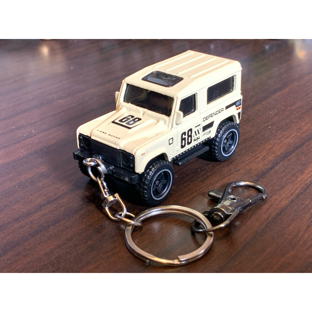Keychain Gantungan Kunci Hot Wheels Land Rover Defender 90 Cream - Custom Ganci