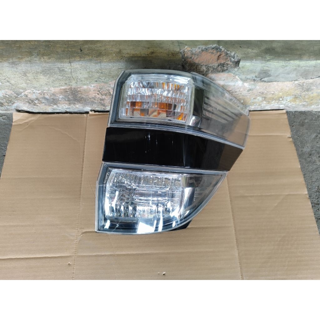 Stoplamp Vellfire 2014 2015 2016 Original