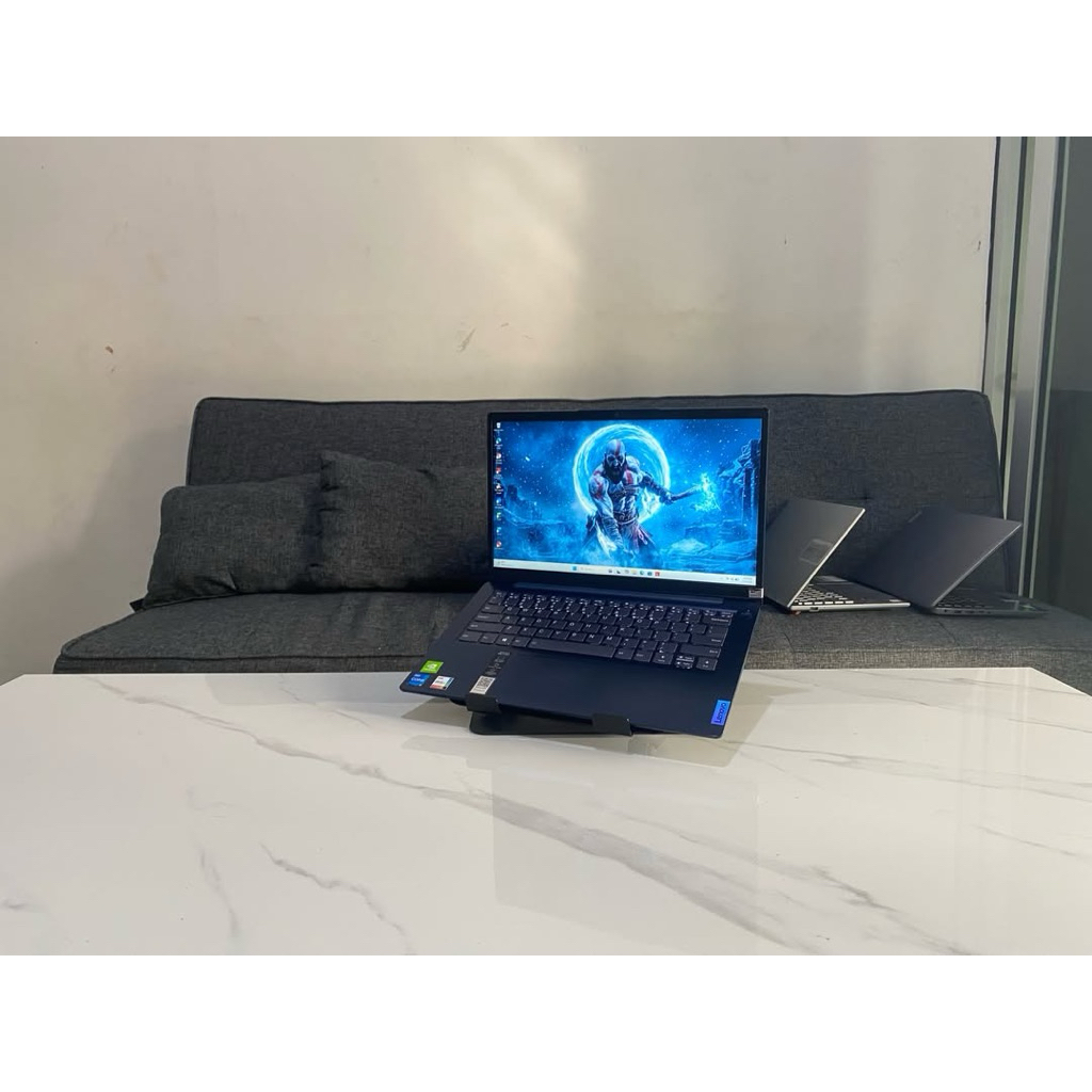 Lenovo Ideapad Slim 3 Intel Core i5 gen 11 RAM 8 GB SSD 512GB NVDIA MX350 Bezelles