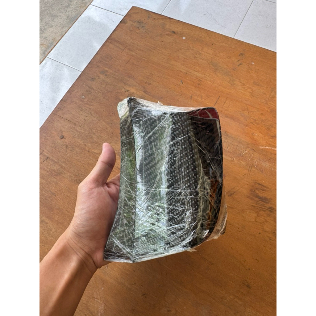 ZX25R Carbon Winglet Samping Model Ducati