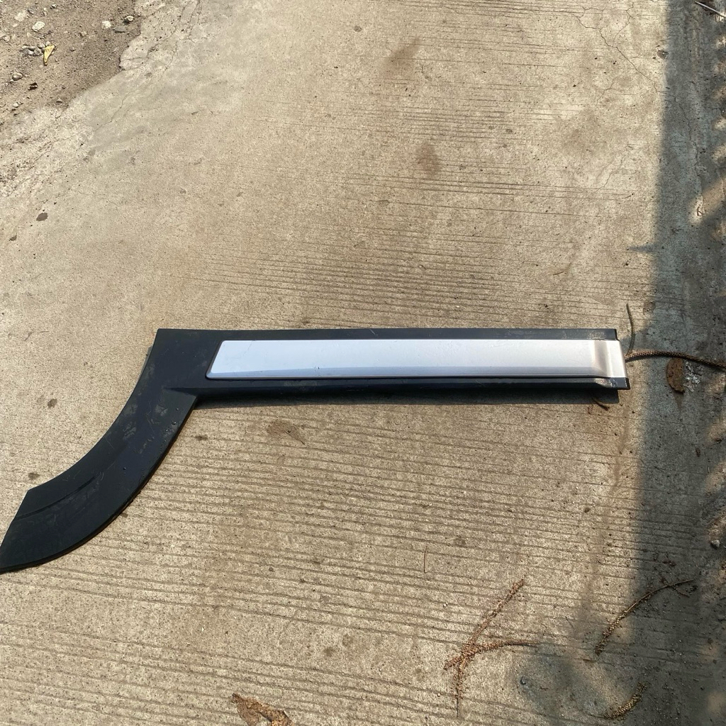 List bodikit/garnis over fender xpander cross 2022 original