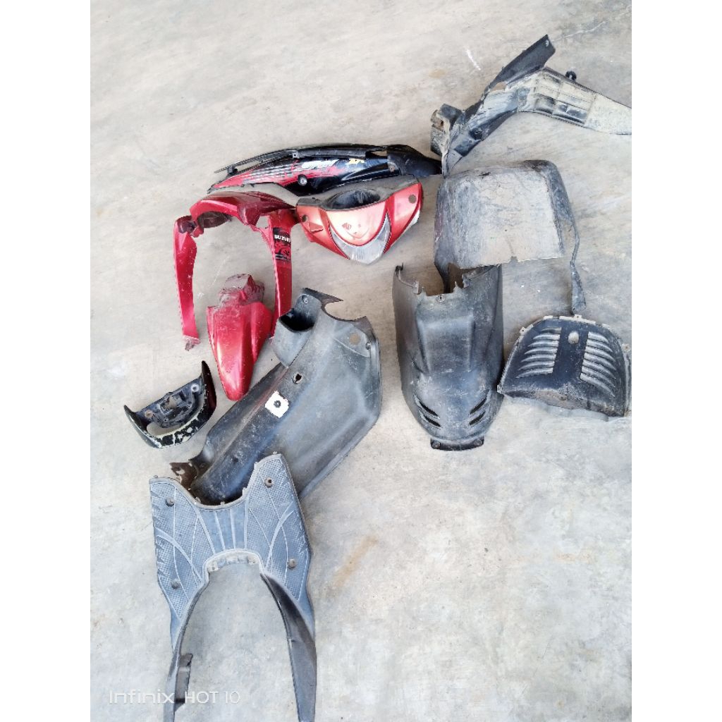 Cover Body Suzuki Spin