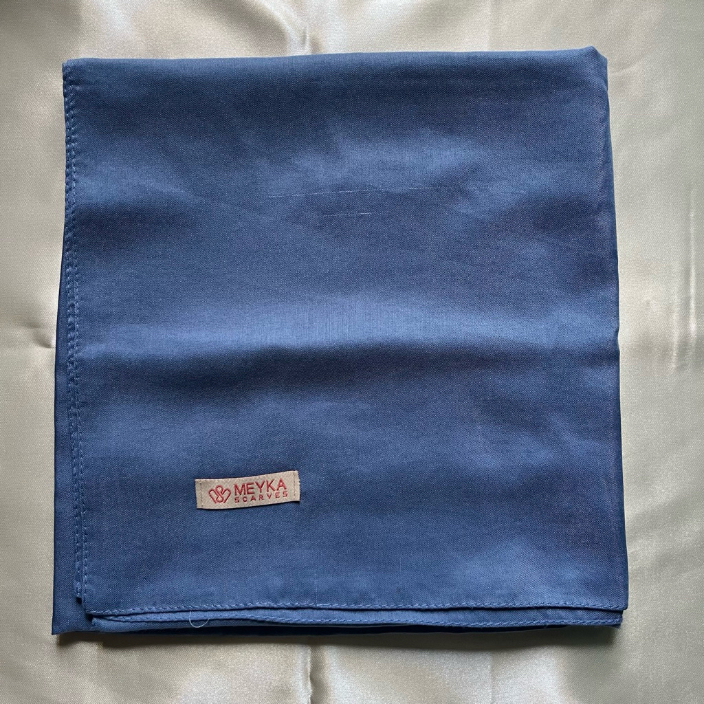 Preloved Hijab Segi Empat