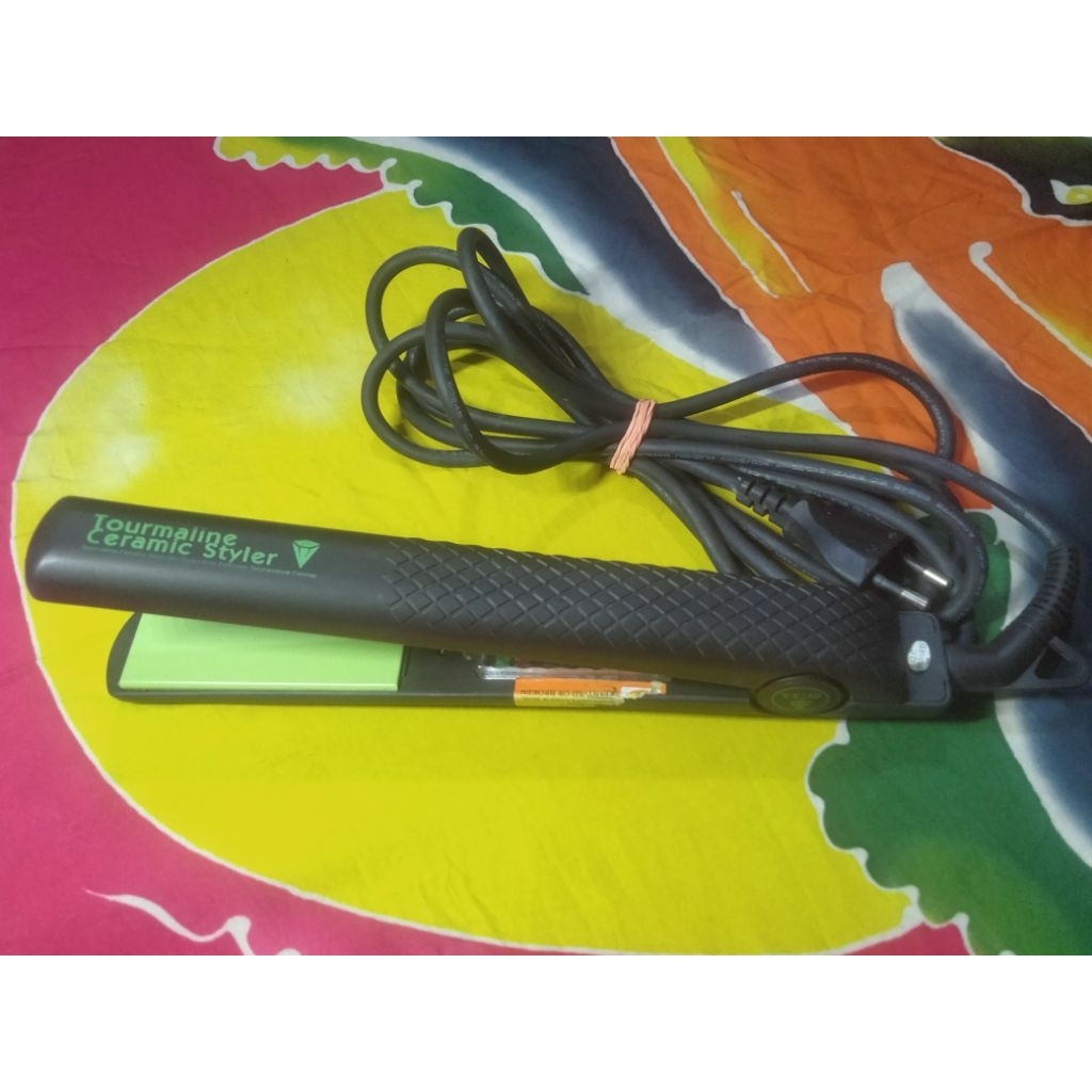 catok Tourmaline Ceramic Styler(TCS)
