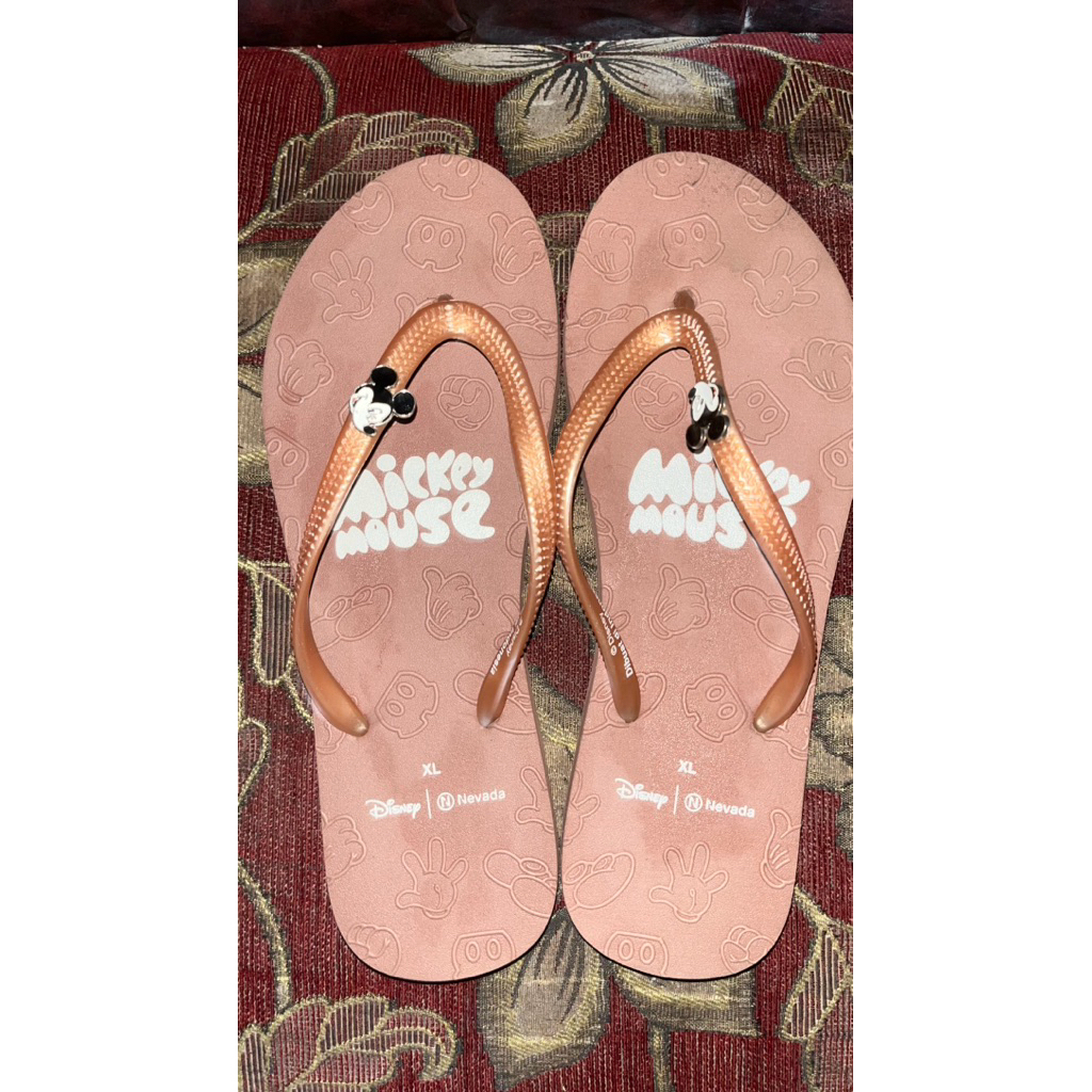 Preloved Sandal Disney Matahari Mickey Mouse