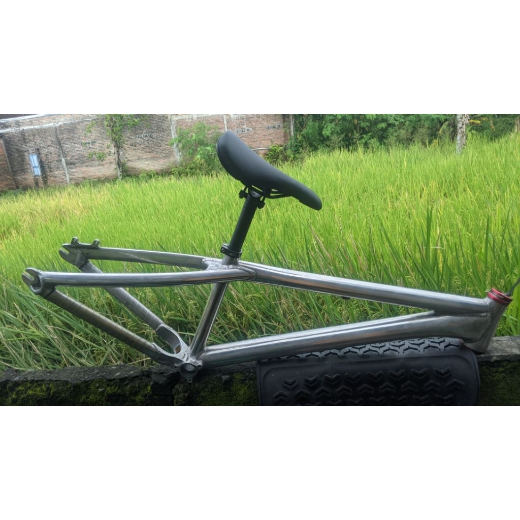 frame dartmoor 26player plus sadel seatpost