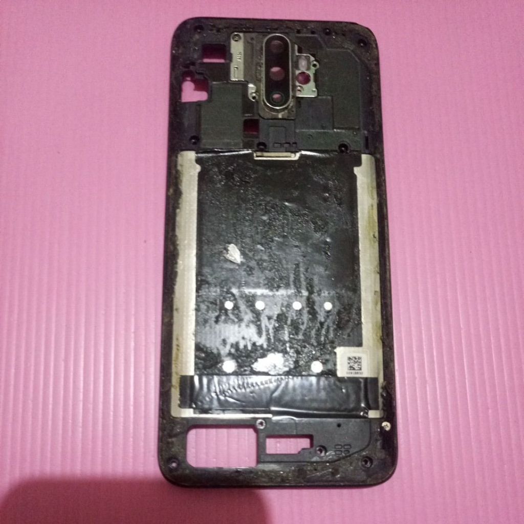 bezel tulang tengah oppo a9 2020 ori