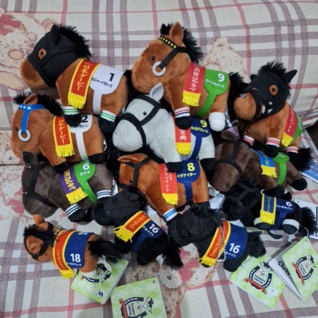 [ORI] SK Japan Kuda Balap Plush Keychain | Thoroughbred Collection Ballchain Stuffed Toy Doll Horse 