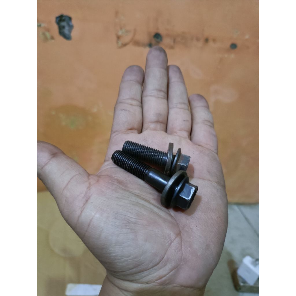 baut magnet Tiger Megapro ori