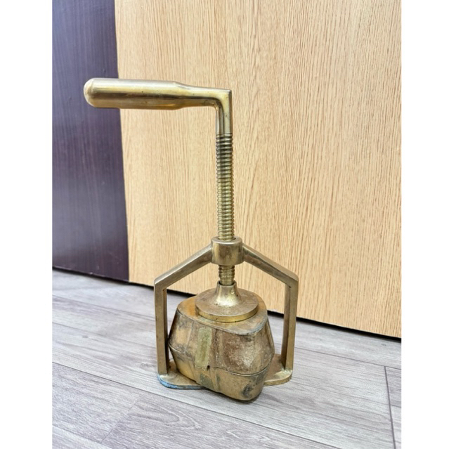 Kuvet dental & Press kuningan | alat kedokteran gigi